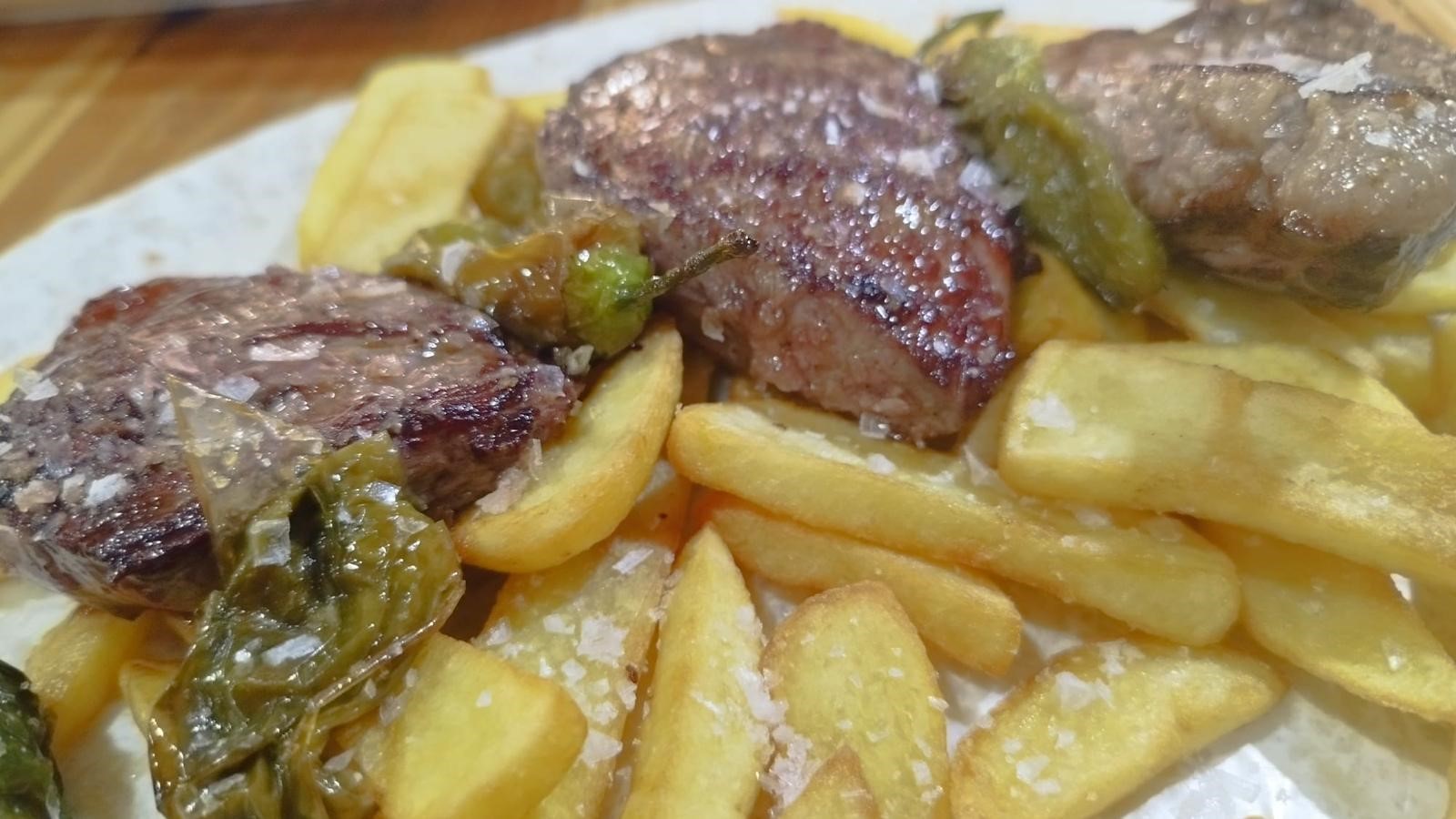 Picaña de novillo argentino con pimientos